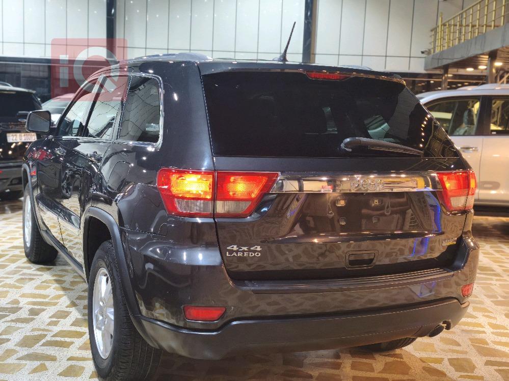 جيب جراند شيروكي